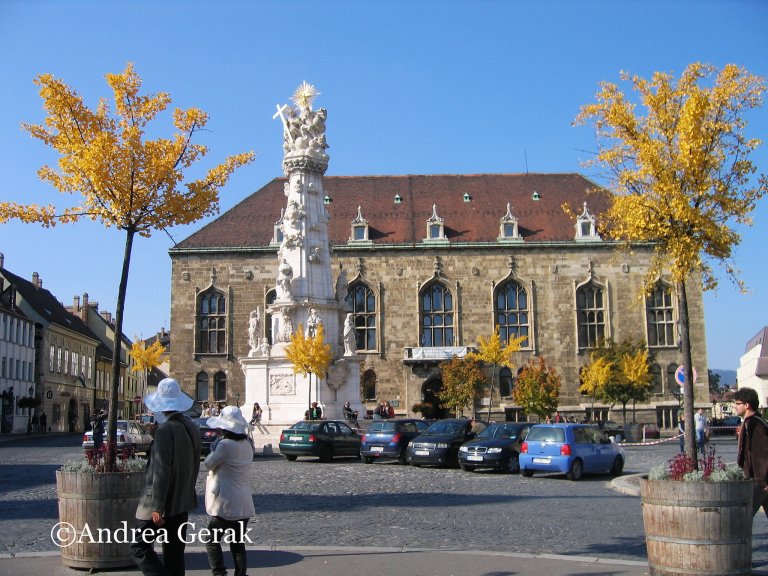 Trinity Square in the autumn, Budapest